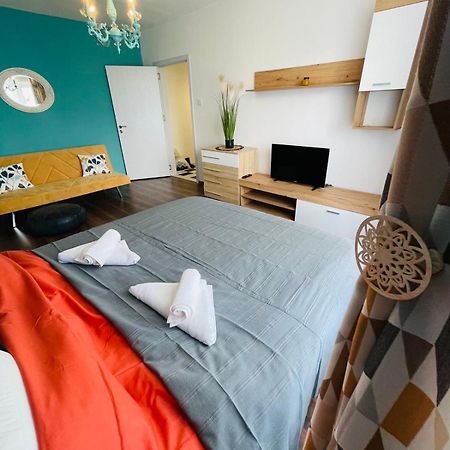 La Casa De Mary Apartment Burgas Luaran gambar