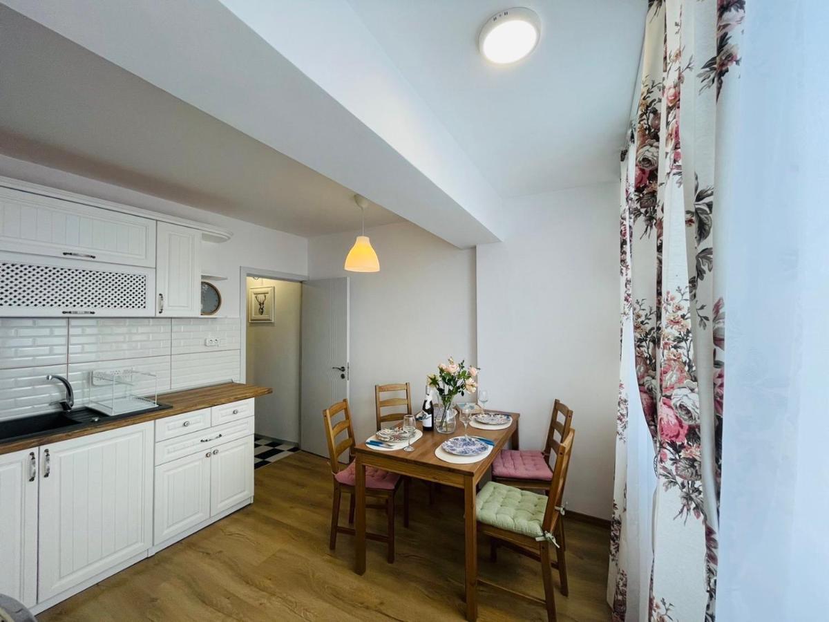 La Casa De Mary Apartment Burgas Luaran gambar